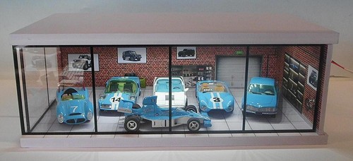 Die cast show - cast,